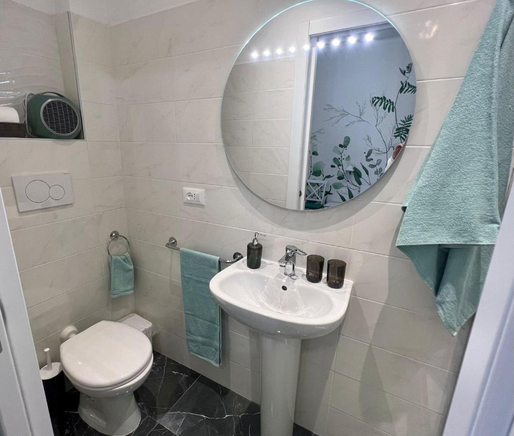 Dimora Sterlizia Zona Fiera S Donato Apartamento Bolonha Exterior foto